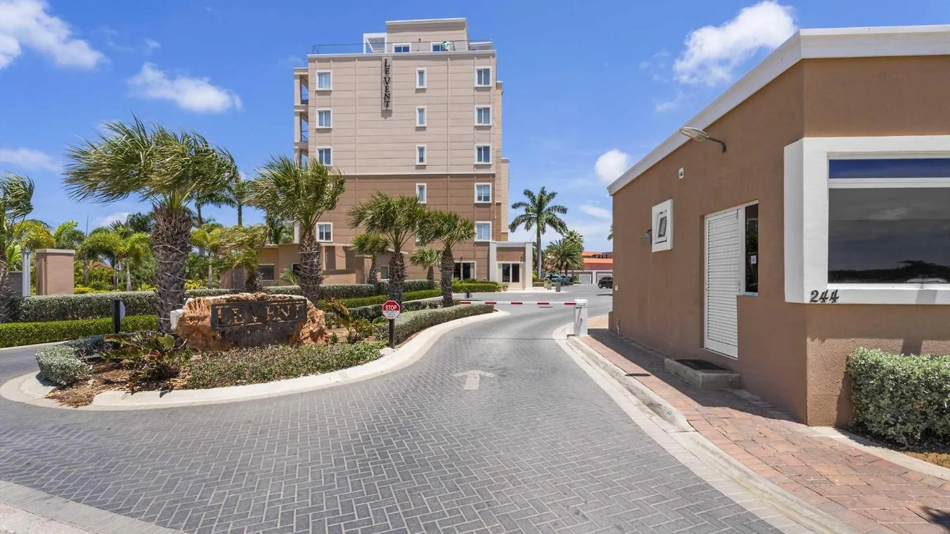 Eagle Beach - Garden Breeze 1Br Condo - Lv101 Palm Beach 0*,  Aruba