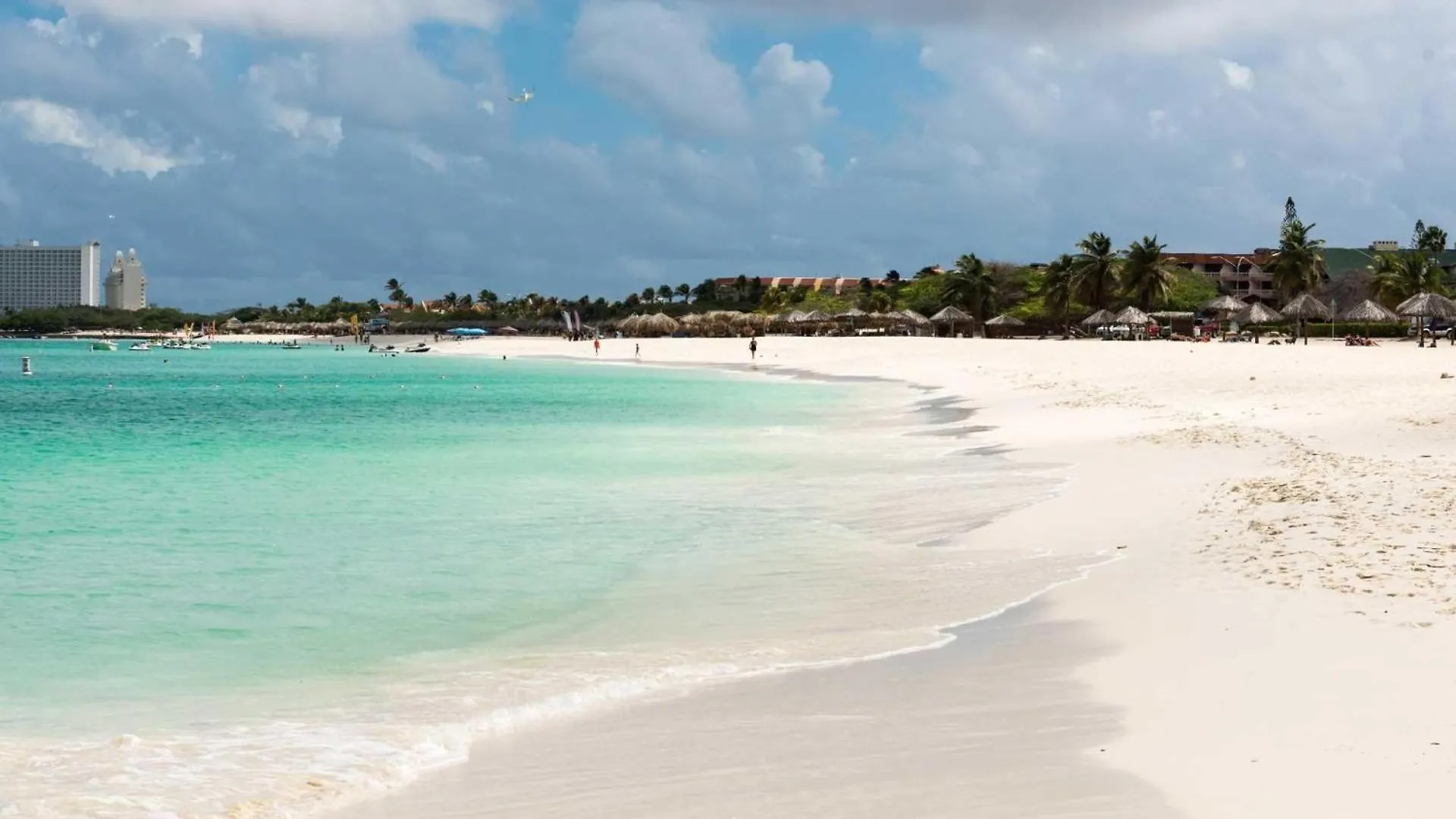 Vakantiehuis Eagle Beach - Garden Breeze 1Br Condo - Lv101 Palm Beach